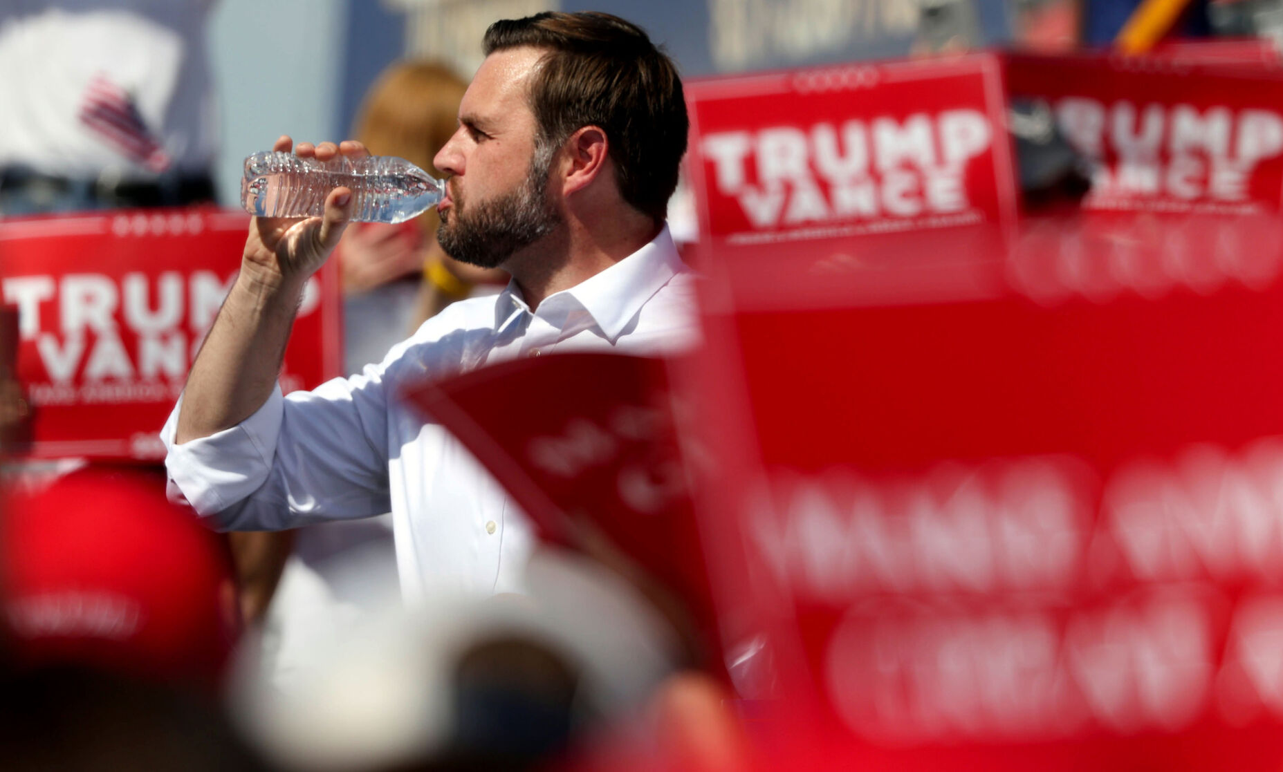 Sen. JD Vance holds rally at Tucson Speedway